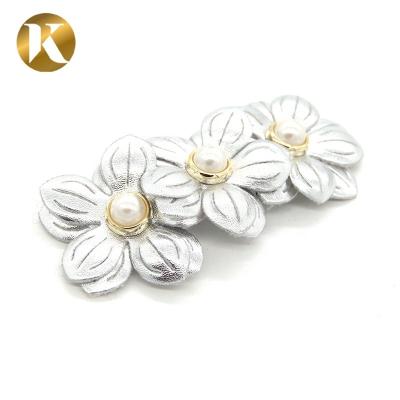 China Wenzhou Kml Wholesale custom handmade flower fashion special cloth shoe buckle accessories for sale