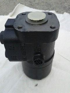 China Loading Sensing 101 - 5tx Hydraulic Steering Unit Orbital Steering Control Valve for sale