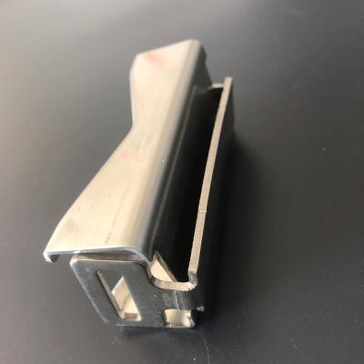 China Universal 304 Stainless Steel Stainless Steel Channel Clamp For Sign Post for sale