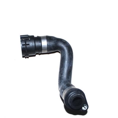 China NBR Engine Water Cooling System Silicone Rubber Hose Auto Radiator Hoses 11537572158 for sale