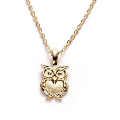 China CLASSIC Popular Chain Elephant Butterfly Bead Lucky Women Gift Alloy Gold Pendant Necklace Jewelry With Card for sale