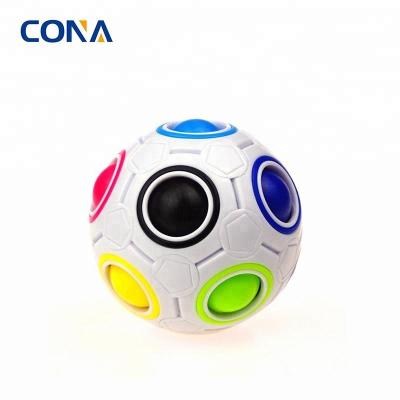 China 2018 New Version Effort Puzzle Ball Moving Person Ball Magic Cube Toys Games With Small Hole for sale