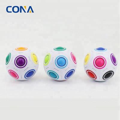 China Super Funny Effort Release New Kids Play Toy Intelligence Educational Cubes Anxiety Attention Toys Magic Moving Cube Ball for sale