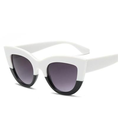 China Fashion Sunglasses 2020 Cheap 100% Summer Fashion UV Protection Eyewear Cateye Sunglasses 400 Small for sale