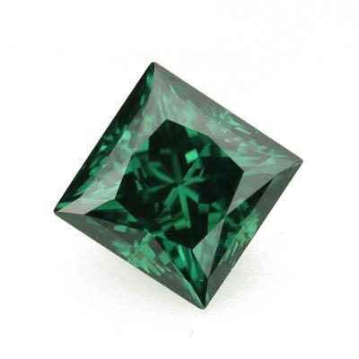 China Dichroism/Dichroic Intense Princess Square Moissanite Diamond Graceful Fashion Classic Green Color 5*5mm-9*9mm for sale