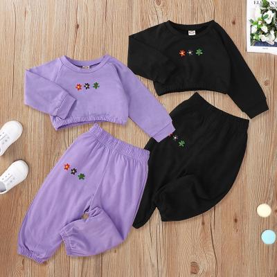 China 2022 Eco-friendly Wholesale New Spring Clothes Children Girl Solid Color Long Sleeve Suit Embroidery Hoodies Pants Set Suit for sale