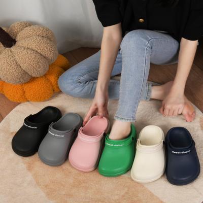 China Deodorization Fashion New Arrival Women's Summer Slides PVC Soft Upper Sole Non-slip Slippers Flat Stylish Outdoor Sports Shoes for sale