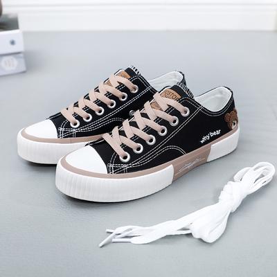 China Wholesale Anti-Smell Factory Price Customized Brand Classic Canvas Shoes Vulcanized White Canvas Sneakers Summer Shoes For Women And Girl for sale