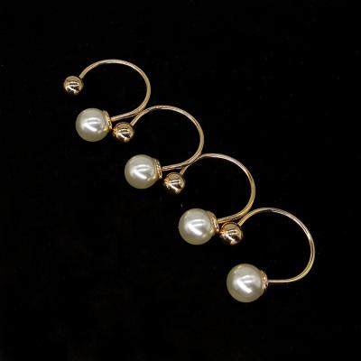 China High Quality Alloy Vintage CC Brooch Light Gold Bead Around Double Brooch Women Beads Screwing for sale