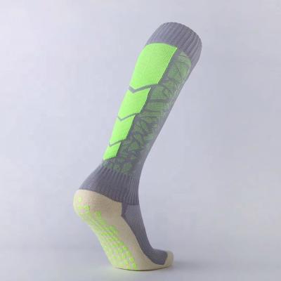 China 2022 Sustainable High Quality Soccer Socks Mens Sports Compression Socks for sale