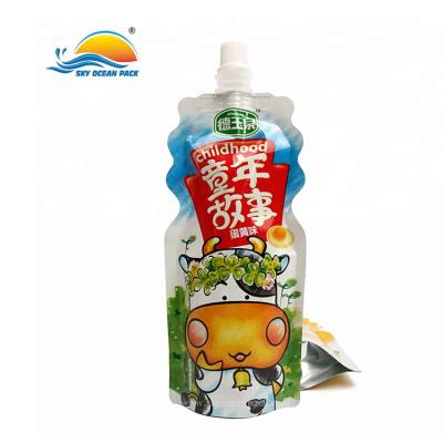 China Recyclable Plastic Fruit Juice Drink Spout Pouch Packaging Custom Liquid Spout Pouch for sale