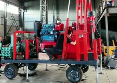 Cina Trapano montato cingolo idraulico portatile Rig Equipment With Wheels di Xy-2 400m in vendita