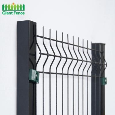 China Easily Assembled Hot Sale Welded V Mesh 3D Curved Garden Fence Panels for sale