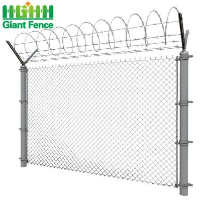 China Easily Assembled Hot Dip Galvanized Zinc Coated Cyclone Wire Diamond Mesh Chain Link Fence for sale