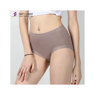 China Saling Stretch Women Breathable Warm Breathable Comfortable Silk Lining Seamless Panties for sale