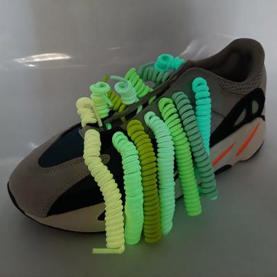 China Coolstring Hot Sale Glow Flat Manufacturer in Dark Color and Dark String Backing Suction Length Custom Bright Spring Laces for sale