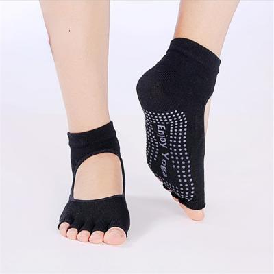 China Sports Women's Professional Yoga Socks Open Toe Spring and Hole Summer Backless Fi Amazon Digging Border Anti-Distribution Slippery for sale