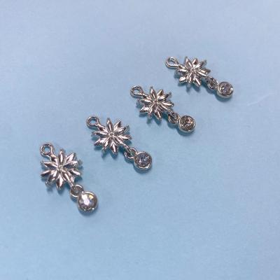 China Decorative Snow Flower Rhinestone Lingerie Pendants for sale