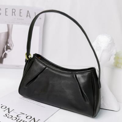 China PORTABLE hot sale whip ladies for bag fashion half moon leather material armpit shoulder bag for women for sale