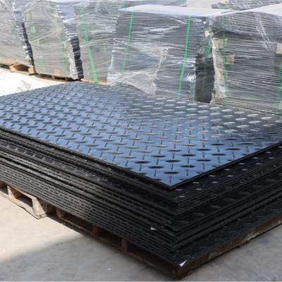 China Factory Wear Resistant Custom Sized Plastic Road Mat Floor Mat Rental For Temporary Roadways for sale