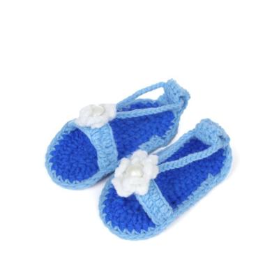 China Hand Made Soft Unique Baby Knitted Hand Made Yarn Toddler Shoe Infant Booties for sale