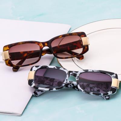 China Custom Famous Rectangle Brand Men Small Rectangle Sun Glasses 2021 Shape Luxury Square Sunglasses For Women for sale