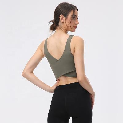 China Breathable Sportswear Foundry Jacquard Women Yoga Set Sports Workout Vest Female for sale