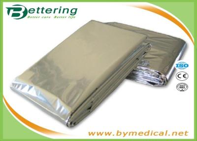 Chine Couverture extérieure de délivrance de survie de secours, couverture argentée d'aluminium de premiers secours à vendre