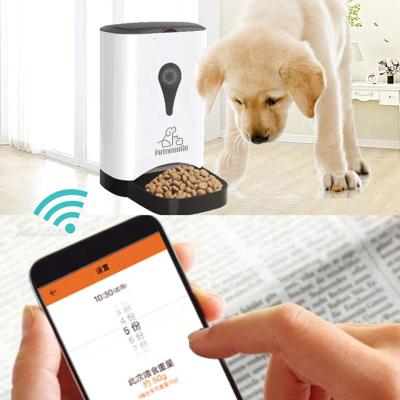 China Design Video Automatic Wifi 4.5L Cat Kibble Dispenser Dog Food Container Pet Dispenser High End for sale