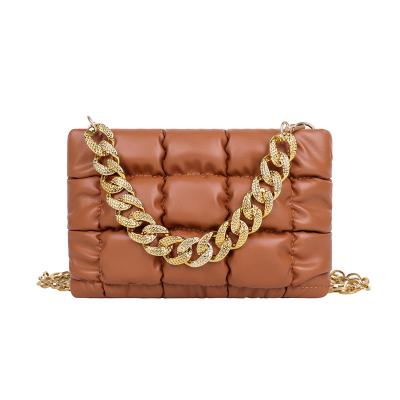 China Wholesale Fashion Luxury Shoulder Bags 2022 Girls Fashion Cute Leather Handbags New Popular Small Chain Purses For Woman for sale