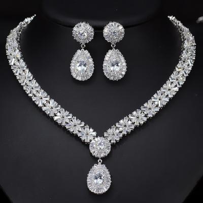 China Water Drop Rhinestone Necklace & Earrings Full Crystal Necklace & Earrings  Wedding Jewelry Set for sale