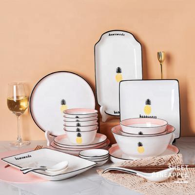 China Viable Wholesale Customized Pink Pineapple Porcelain Dinnerware Set Sustainable Pattern Ceramic Dinnerware for sale