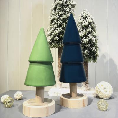 China Christmas Holiday Decoration Craft Supplies Christmas Decorations Outdoor Tree Ceramic Christmas Trees Wooden Stand for sale