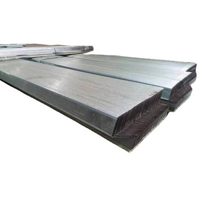 China Industrial Z-shaped steel purlins used in low-priced building steel structures, factories, warehouses, sports venues for sale