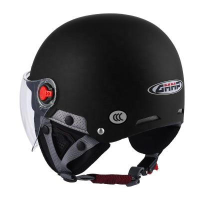 China Sun Shield New Design Motorcycle Summer High Quality Helmet for sale