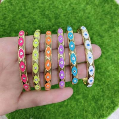 China BA1048 FASHIONABLE Popular 18k Gold Plated Enamel Multicolor Evil Eyes Slap Bracelets For Ladies for sale