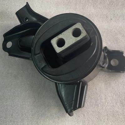 China Iron Motor Mount Bracket For Sonata K5 Optima 21830-2T150 21830-3S550 for sale