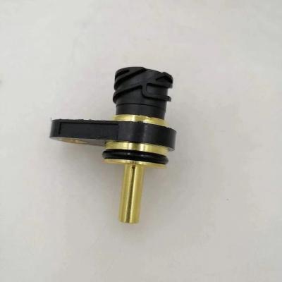 China Heavy Truck Coolant Temperature Sensor For Volvo RENAULT Truck 20429956 20576617 7420576617 20576617 20429956 7420576617 for sale