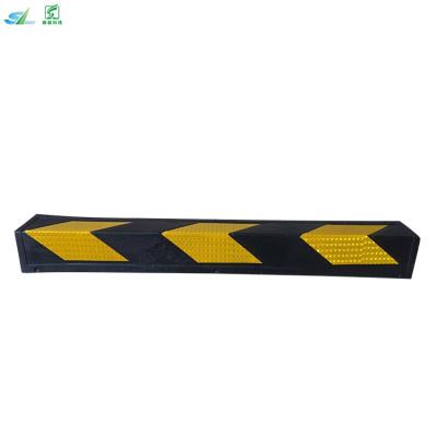 China Corner Guard Traditional 800mm Black and Yellow Rubber Corner Edge Wall Garage Protector for sale