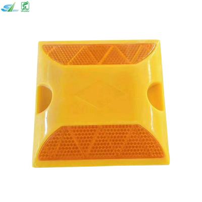 China Aluminum Road Stud Double Side Road Reflection Box Available Wholesale Reflectors 360 Reflectors For Tunnel Use for sale