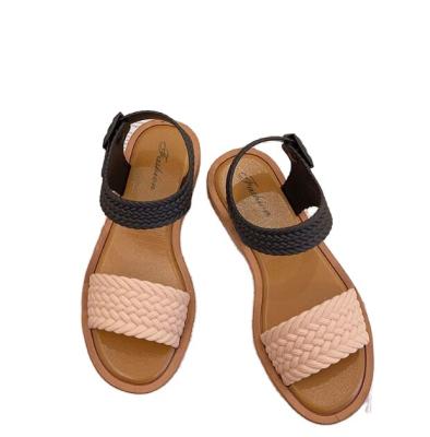 China Fashion trend on sale fashion design wholesale sandals for women and ladies flat sandal women's sandals for sale