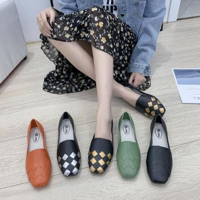 China Deodorization Women's Black Flats Shoes Elegant Rhinestone Loafers Elegant Rhinestone Casual Shoes Flat Soft Bottom Slip-ONS Comfort Fashion Women for sale