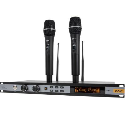 China Wireless System Rotate Microphone With Dual Channel Voice Coaches UHF Wireless Microphone System With True Diversity Receiver for sale