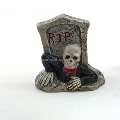 China Europe Wizard Handmade Skeleton Tomb For Halloween Decoration for sale