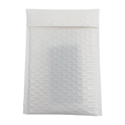 China Low MOQ Strong Adhesive Matte White Bubble Wrap Custom Adhesive Bubble Wrap Mailer Mailer Low Express Mailer Bag 20*25+5 cm for sale