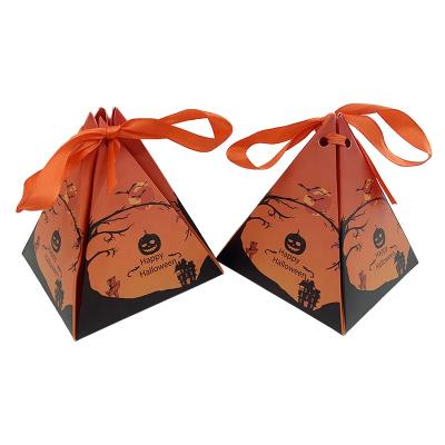 China Recyclable Halloween Paper Candy Boxes Triangle Candy Box With Ribbon For Halloween Party And Halloween for sale