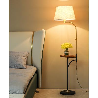 China New contemporary modern USB plug end table wireless infill floor lamp for sale