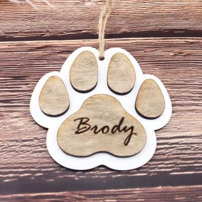 China Custom Pet Name FASHION Pet Paw Ornament Christmas Decorative Wooden Dog Paw Christmas Decoration for sale