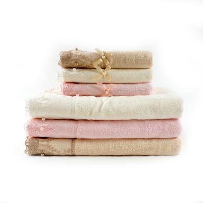 China Wholesale Hot Sale High Quality 100% Cotton Velvet Soft Hand Bath Towels Gift Set Water Soaking Wholesale for sale