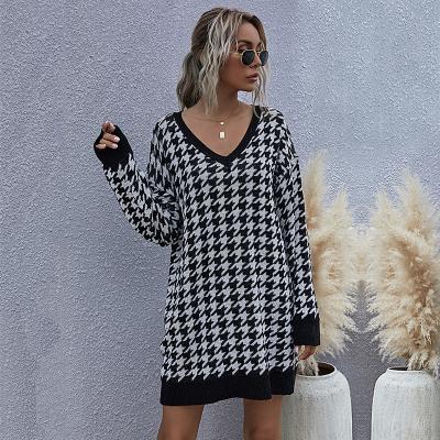 China Anti-wrinkle Women's Sweater Dress Apparel 2021 Ladies Houndstooth Knit Sweater Dress for sale